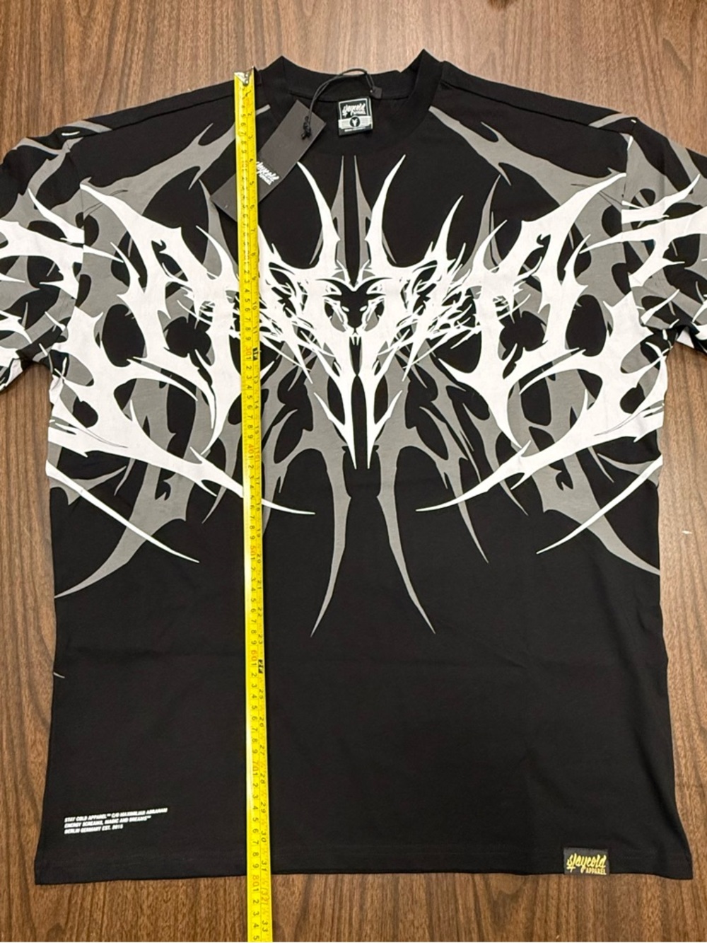 Stay Cold Apparel Men's Oversized Fit Shirt with Tribal Style Graphics NWT - Picture 9 of 11